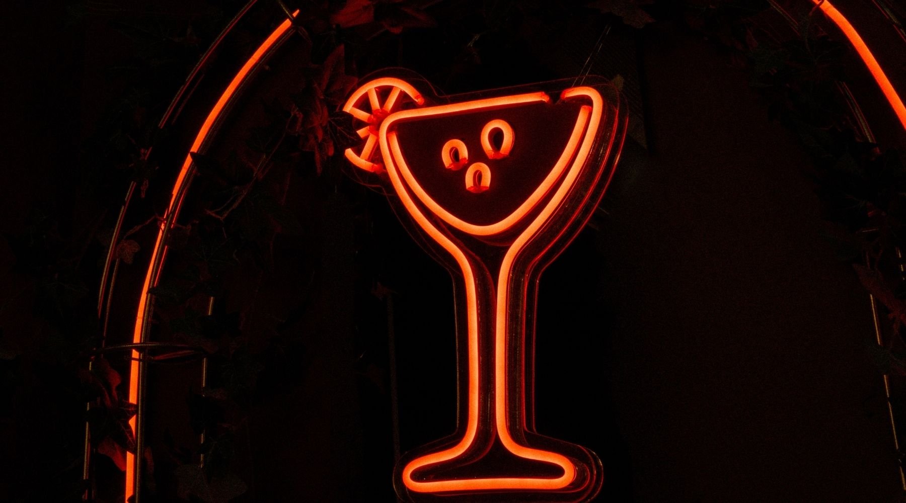 How To Incorporate Neon Signage Into Your Event Branding